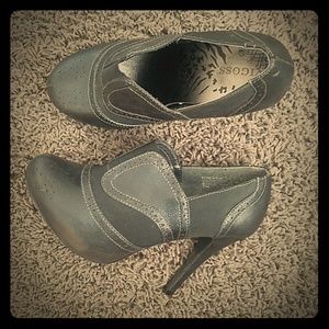 Sonata Vigoss oxford heeled booties